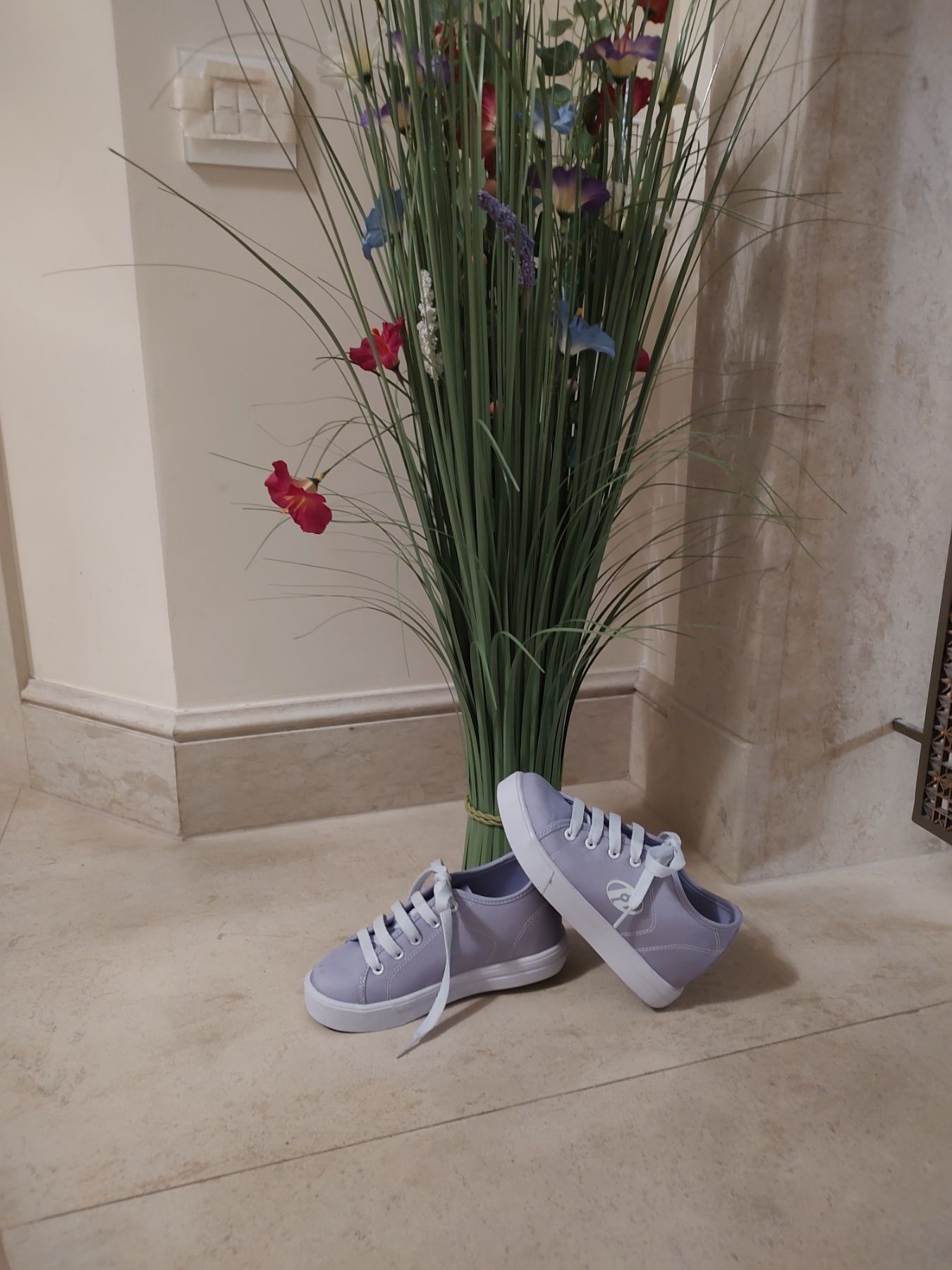 Heelys Fresh Lovender. Оригинални маратонки с колелца .