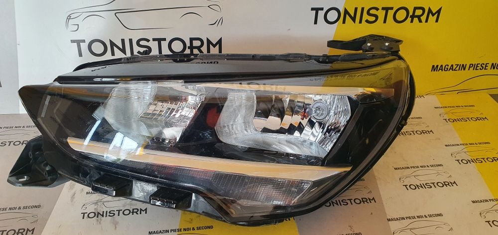 Far Opel Corsa F, cod Gm 39162648