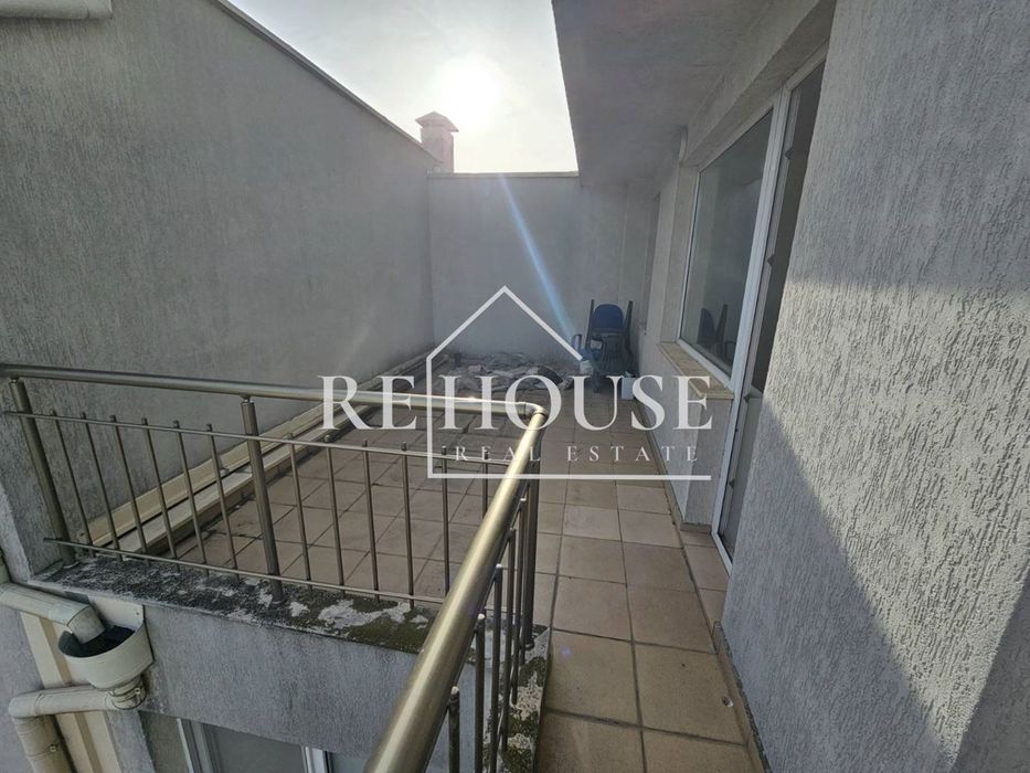 Продава се Тристаен апартамент в Варна, Бриз - 198 кв.м за 1061 €/кв.м - Снимка #11