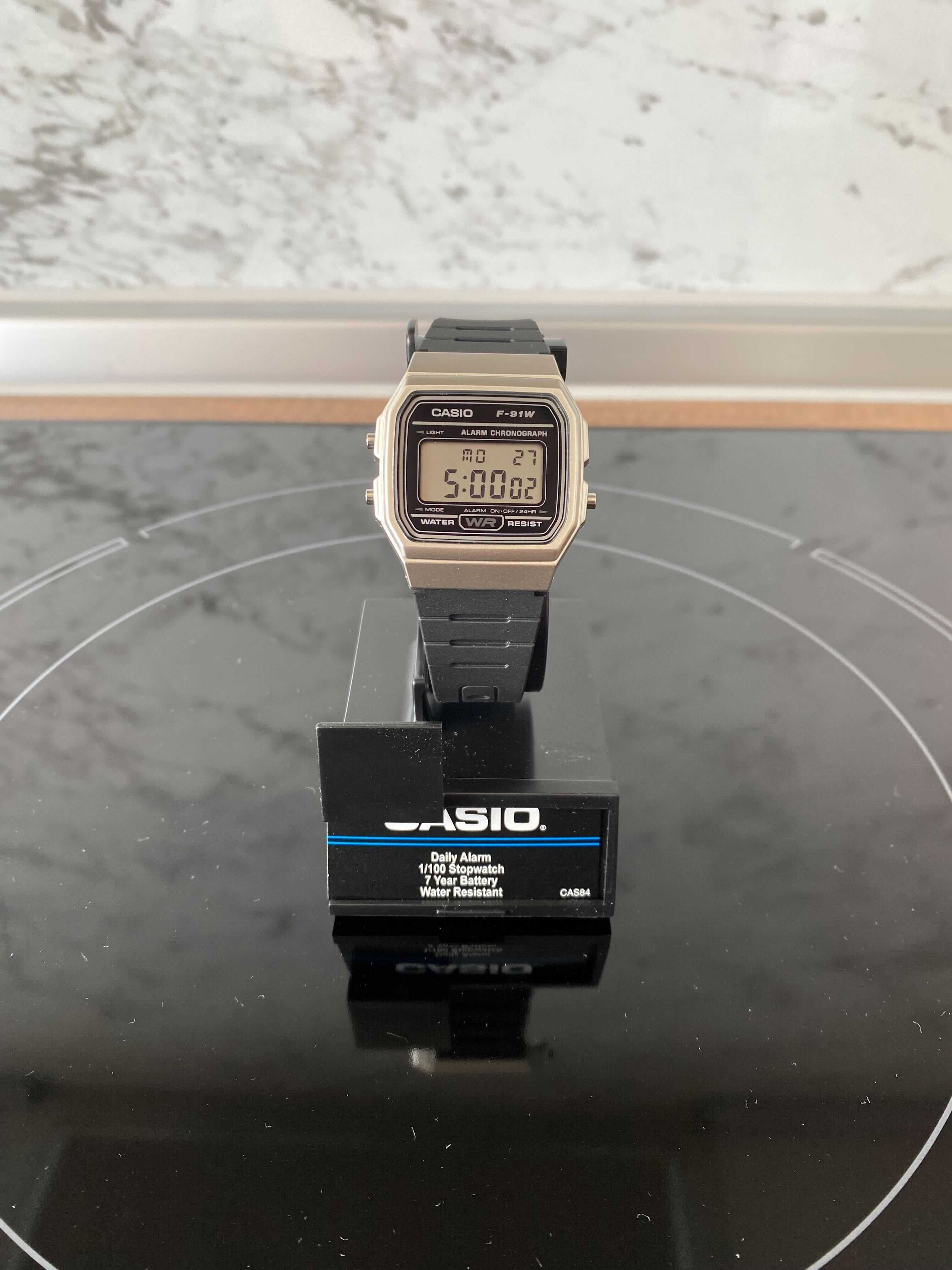 Часовник Casio F-91WM-7ACF / F91W чисто нов