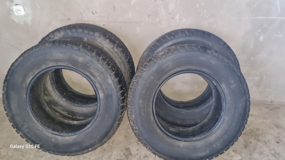 Продам зима 4шт LT 265/70 R17