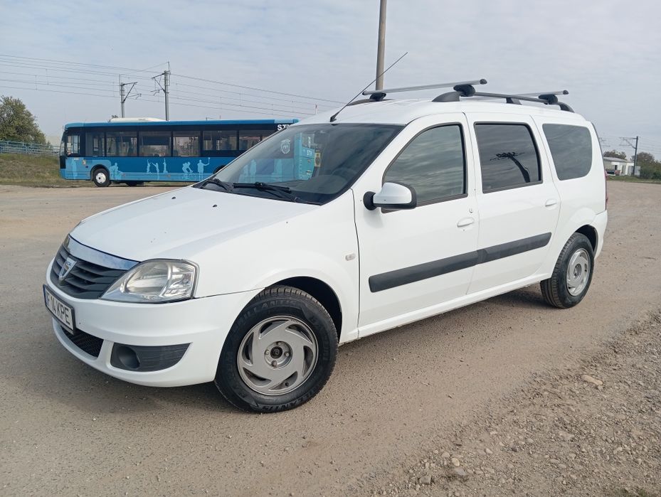 Vând Dacia Logan MCV 1.5dci
