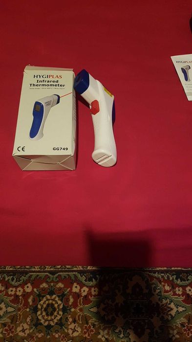 termometru cu infrarosu