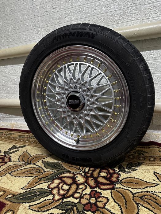 Шины с дисками комплект