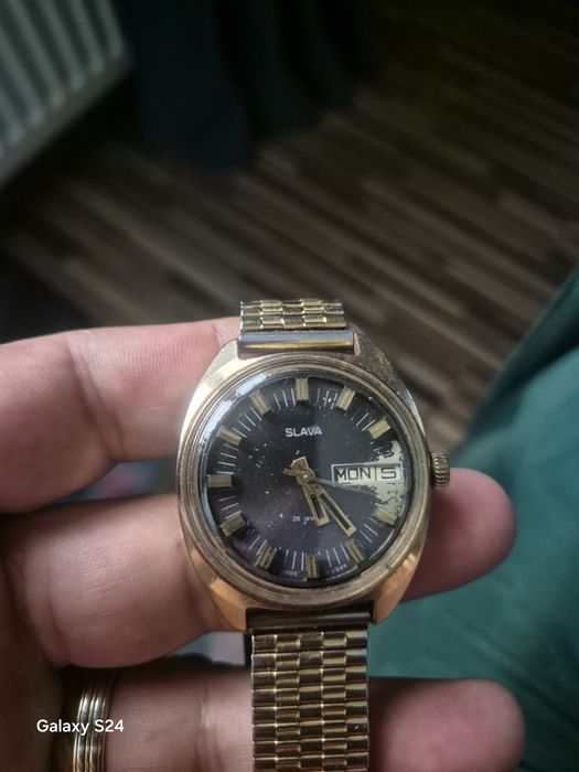 Vand ceas in stare buna SLAVA