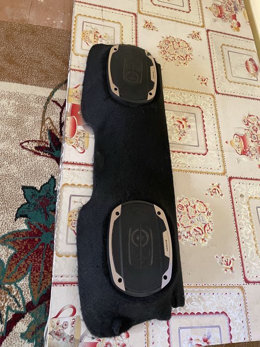 Kalonka sotiladi 600 watt piooner chempioon bilan birga bir