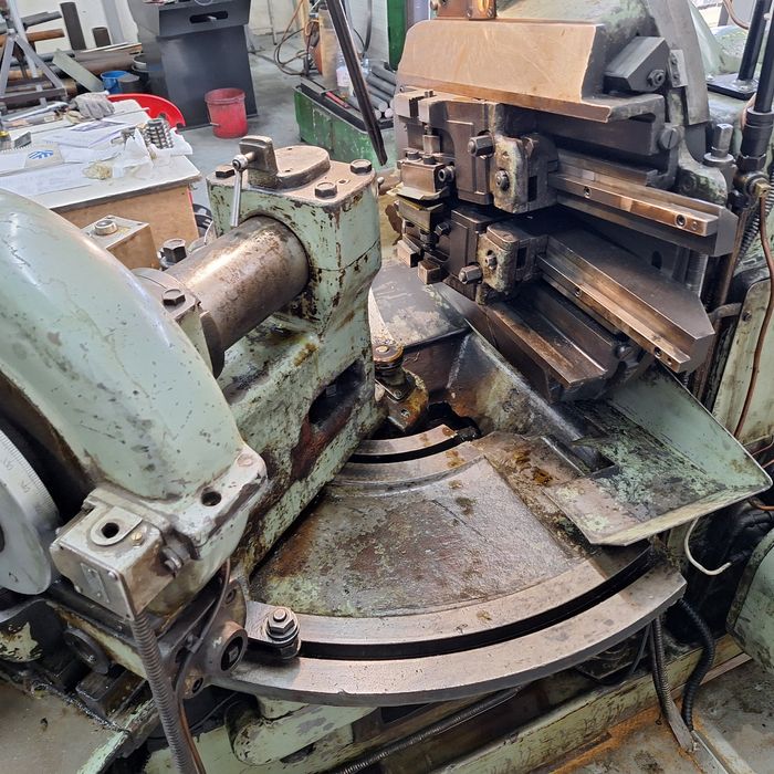 Mașina rabotat roti dințate conice drepte