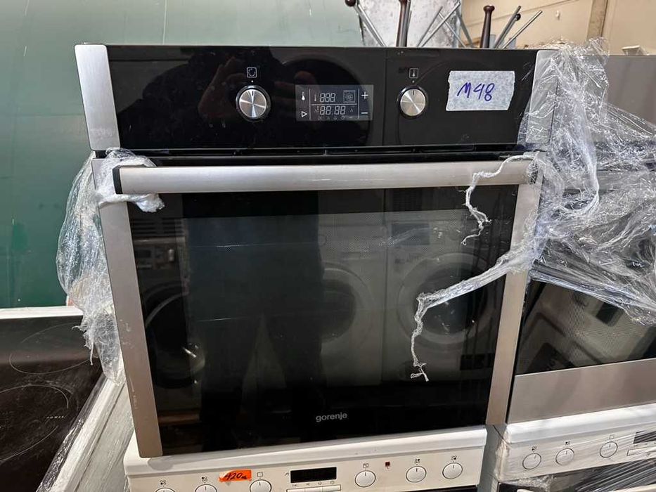 Фурна за вграждане Gorenje – инокс и черно стъкло,  (М48)