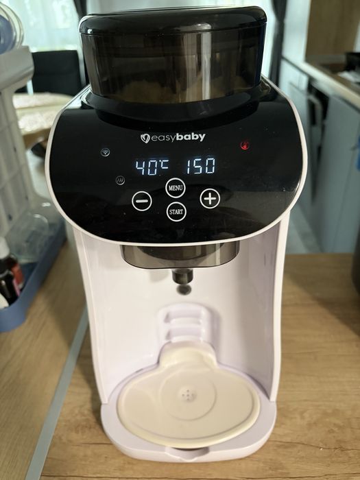 Машина за адаптиряно мляко Easy Baby