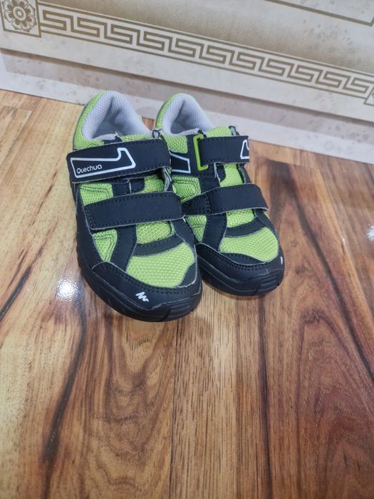 Adidasi Quechua masura 27