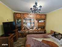Casă  4 camere cu 2 intrări, garaj și teren 1751mp– Cobadin