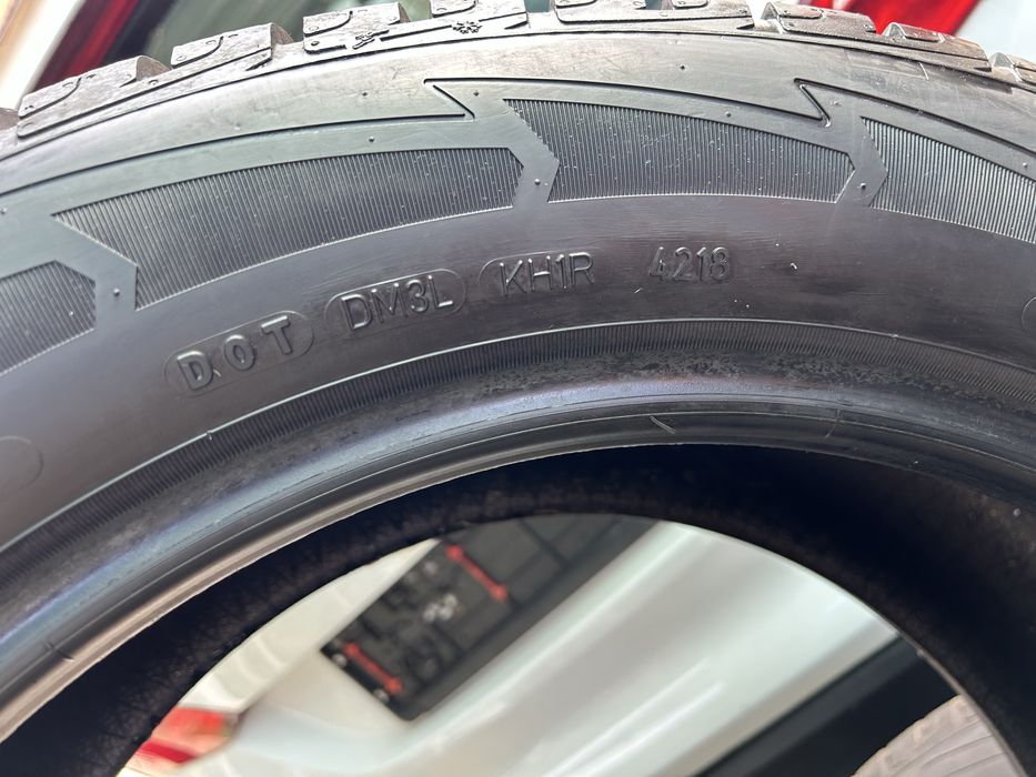 4 зимни гуми goodyear 235 55 18