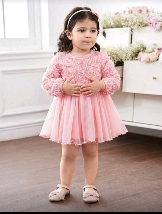Нова детска рокля с 3D рози