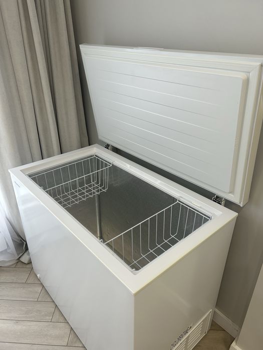 Морозильная камера, ларь Hansa