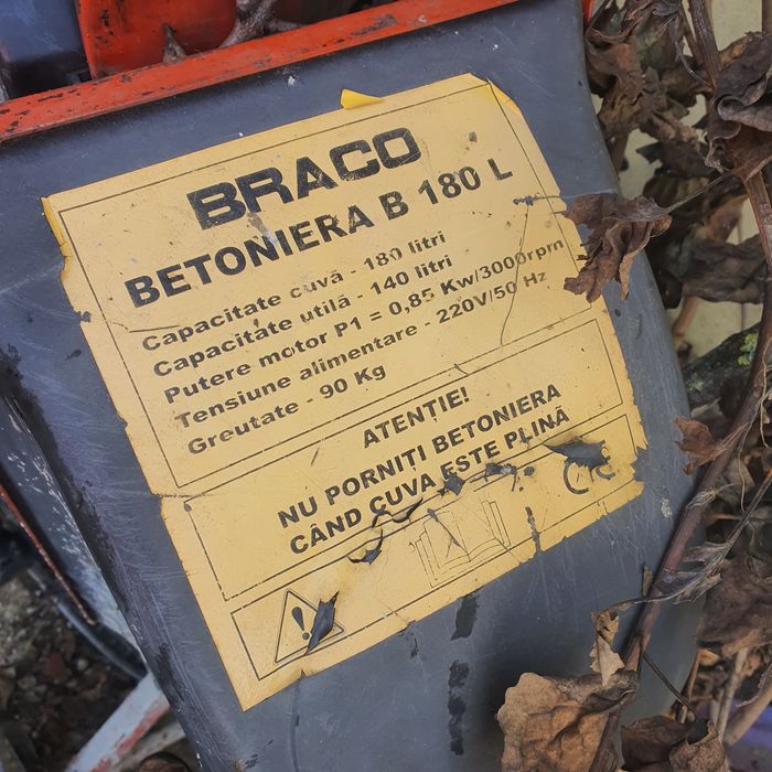 Vând baterie bicicleta electrica în stare bună de funcționare ce se ve