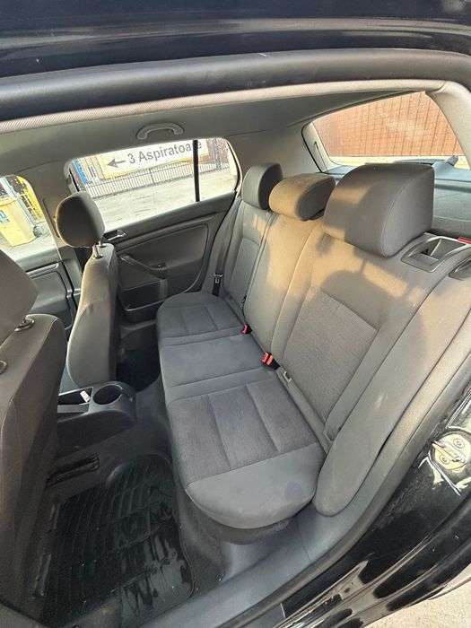 Volkswagen Golf 5 - 1.4 Benzină