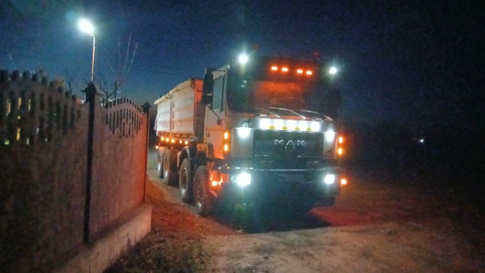 Man 8×4 basculabil 3 parti