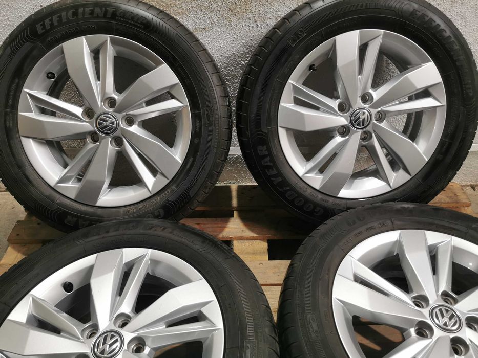 Jante Originale Vw Polo R 15 cu anvelope de vara