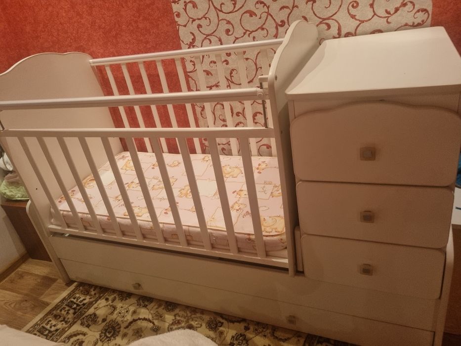 Детская кровать  3 в 1