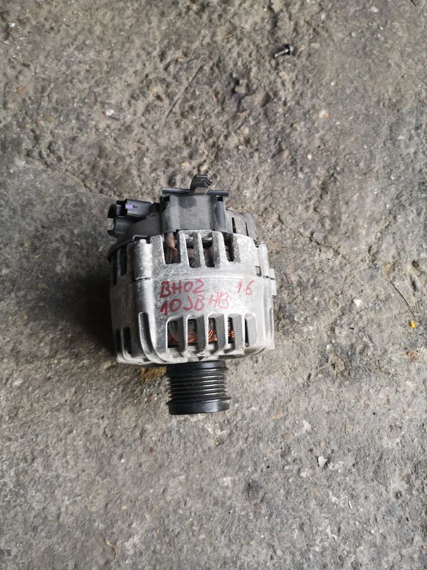 Alternator 1.6 HDI BH02 10JBHB Peugeot 208 308 Citroen ds4 partener