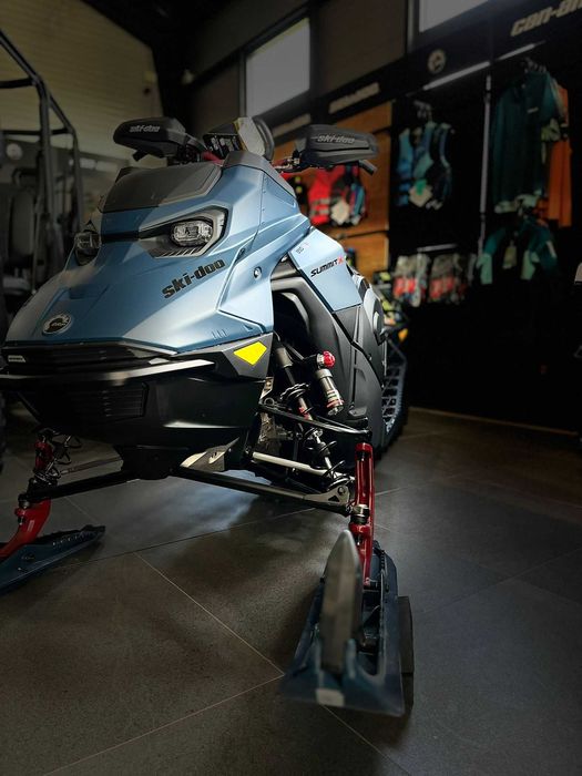 Ski-Doo Summit X Expert Package 850 E-TEC Turbo R SHOT 165” 2025