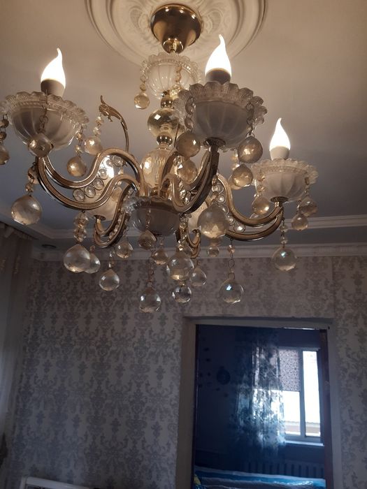 Люстра пяти ражковое