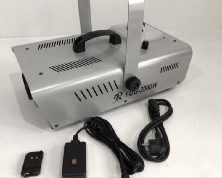 Masina de fum 2000w Noua