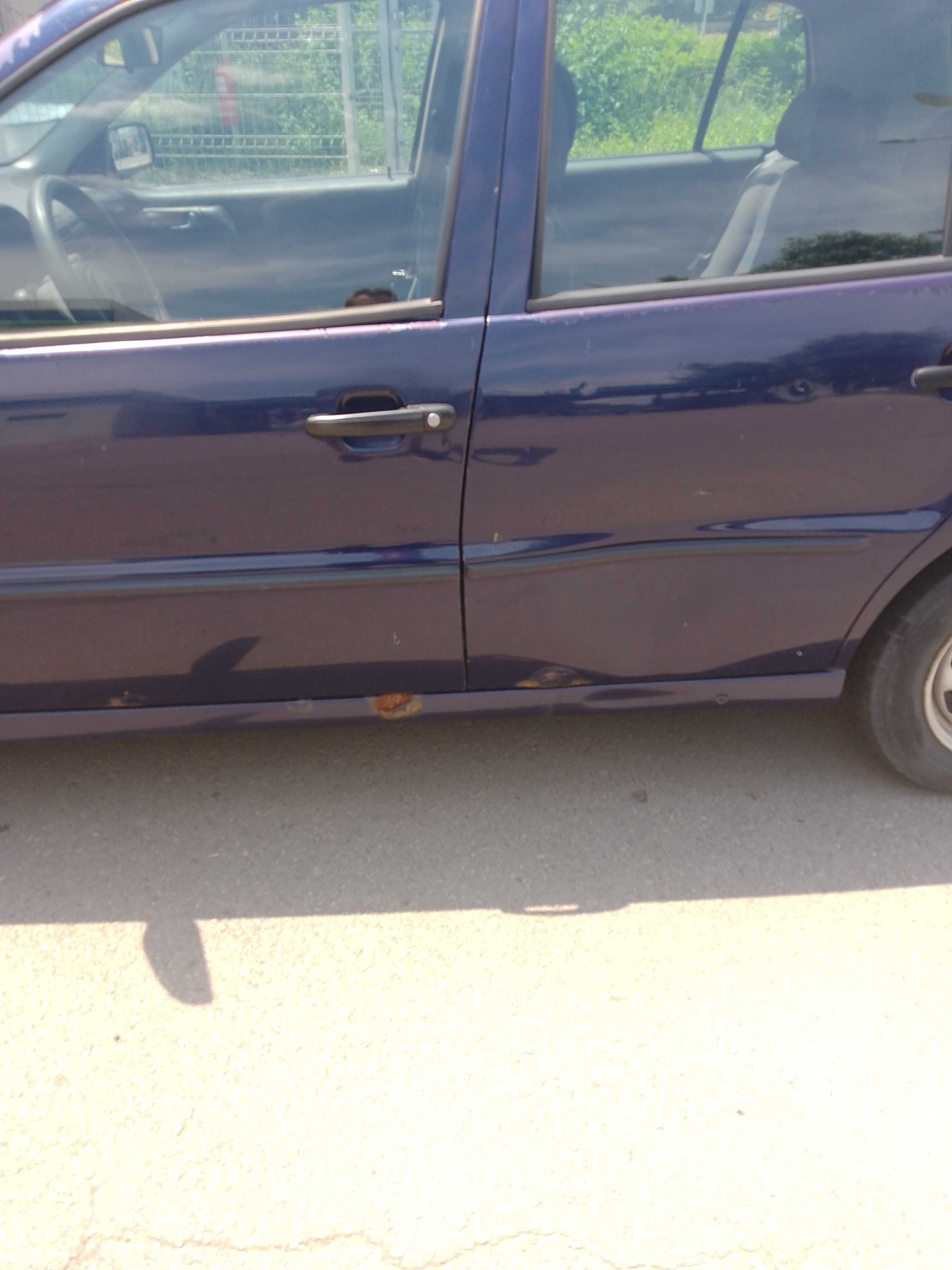 Продавам Volkswagen Polo 1998г. 1.4  бензин.Цена 1200 лв.