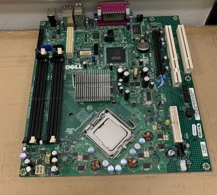 Placa de bază DELL Optiplex GX755 + procesor+ cooler procesor+2GB ram