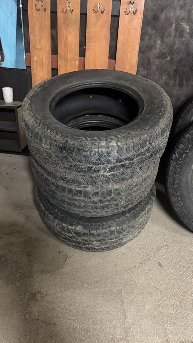 Продам шины в отличном состоянии срочно