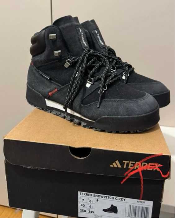 Ghete Terrex, marime 40