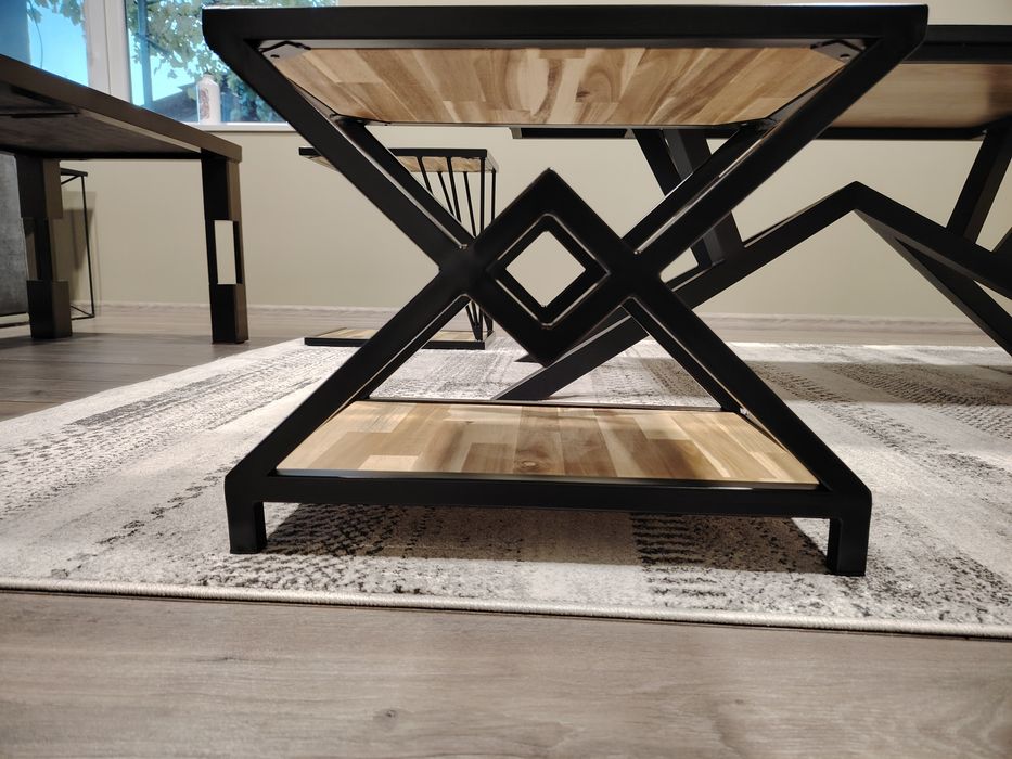 Помощни маси стил лофт