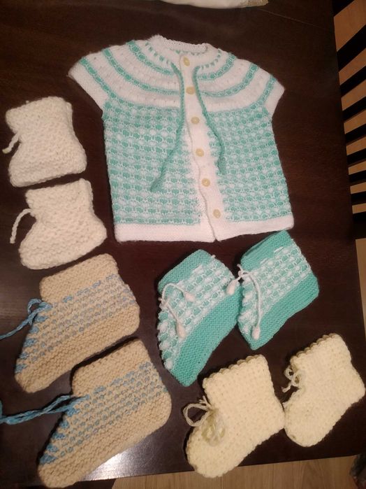 Плетено елече с терлички