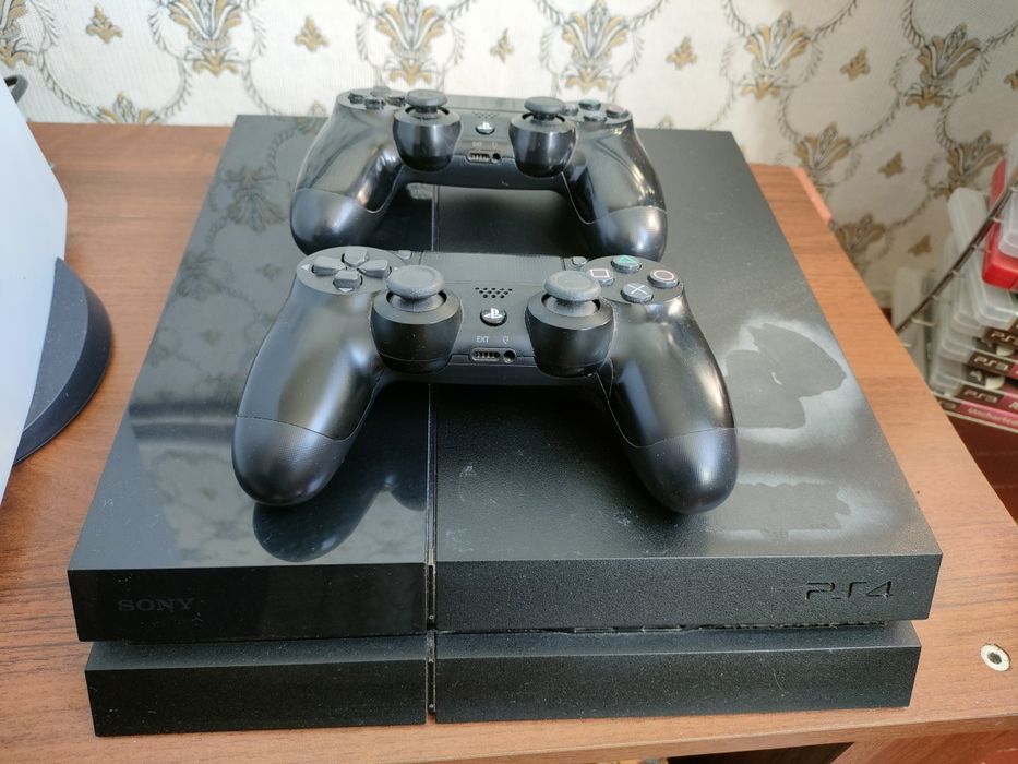 Playstation 4 Fat