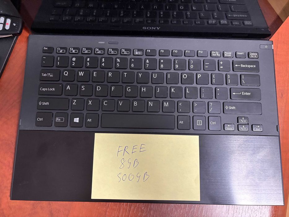 Laptopuri Ulta Light & Slim  Sony Vaio 13inch Seria SVP