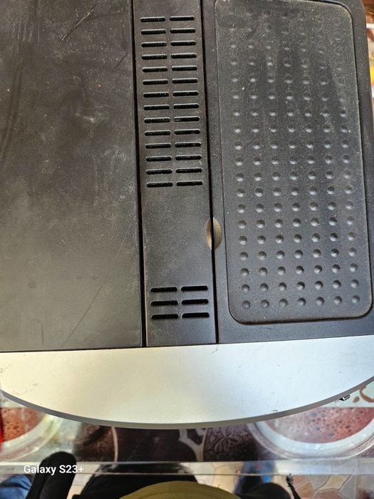 Vând Espressor Delonghi Magnifica