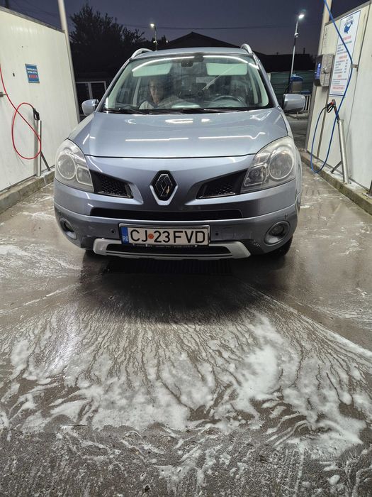 Vând Renault Koleos 4x4 diesel