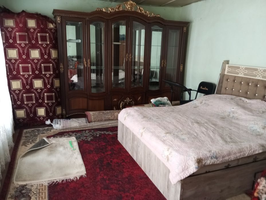 Юмалокда ховли сотилади ориентир 22-мактаб