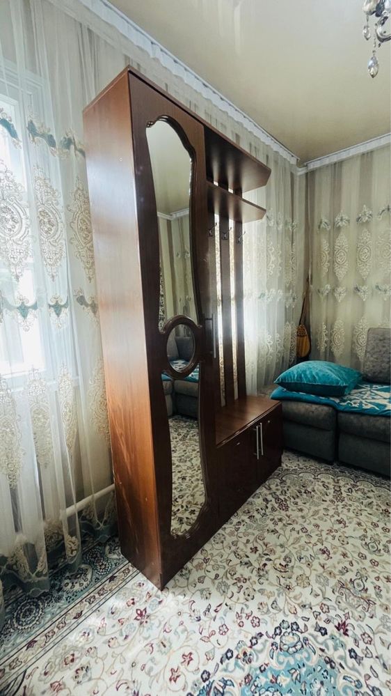 Продам прихожую в отличном состоянии