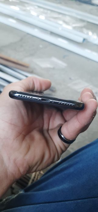 Iphone x 64 gb xolati yaxwi