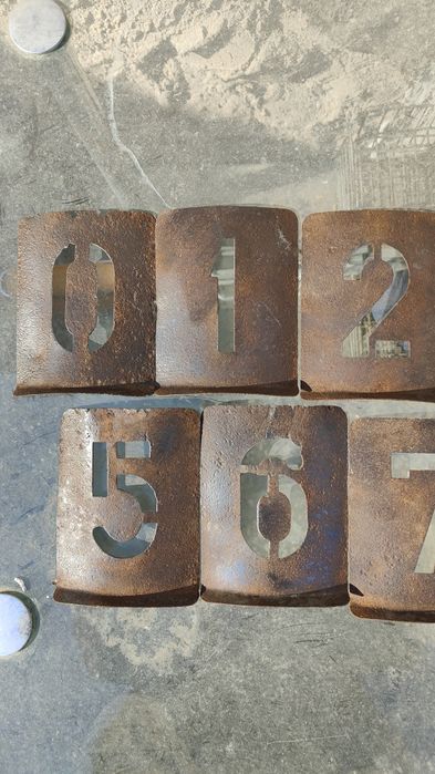 Цифры полукруглые