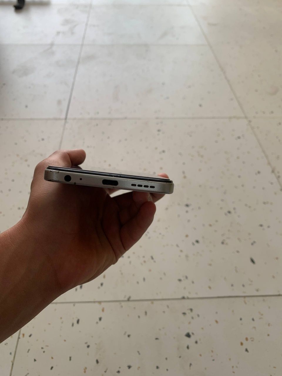 INFINIX HOT 50I karobka dakumentli