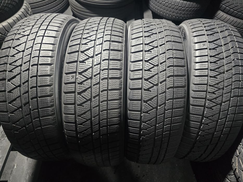 Anvelope 215/65 R17 KUMHO de iarna 2021