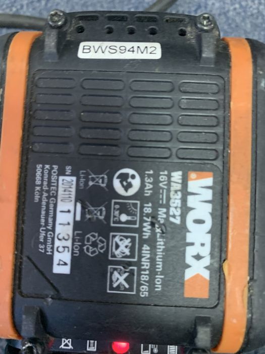 Incarcator si baterie worx