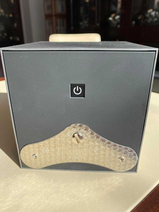 Watch winder SwissKubik - Cutie încărcare ceasuri automatice