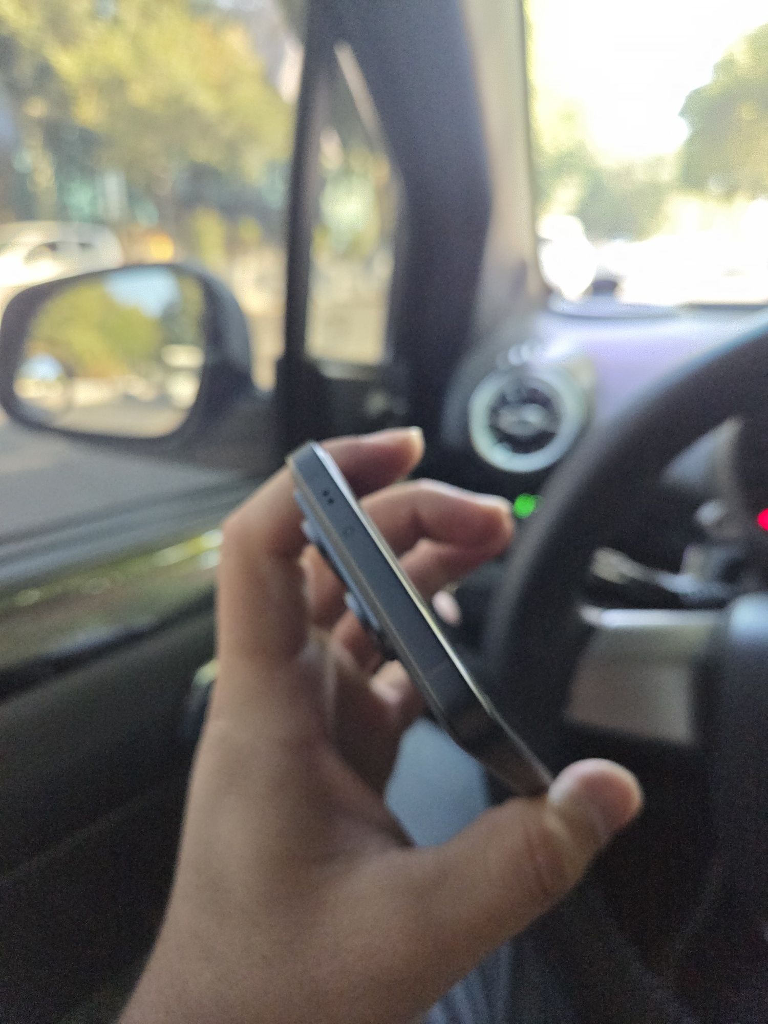 Xiaomi 14 T pro 12/512 sotiladi