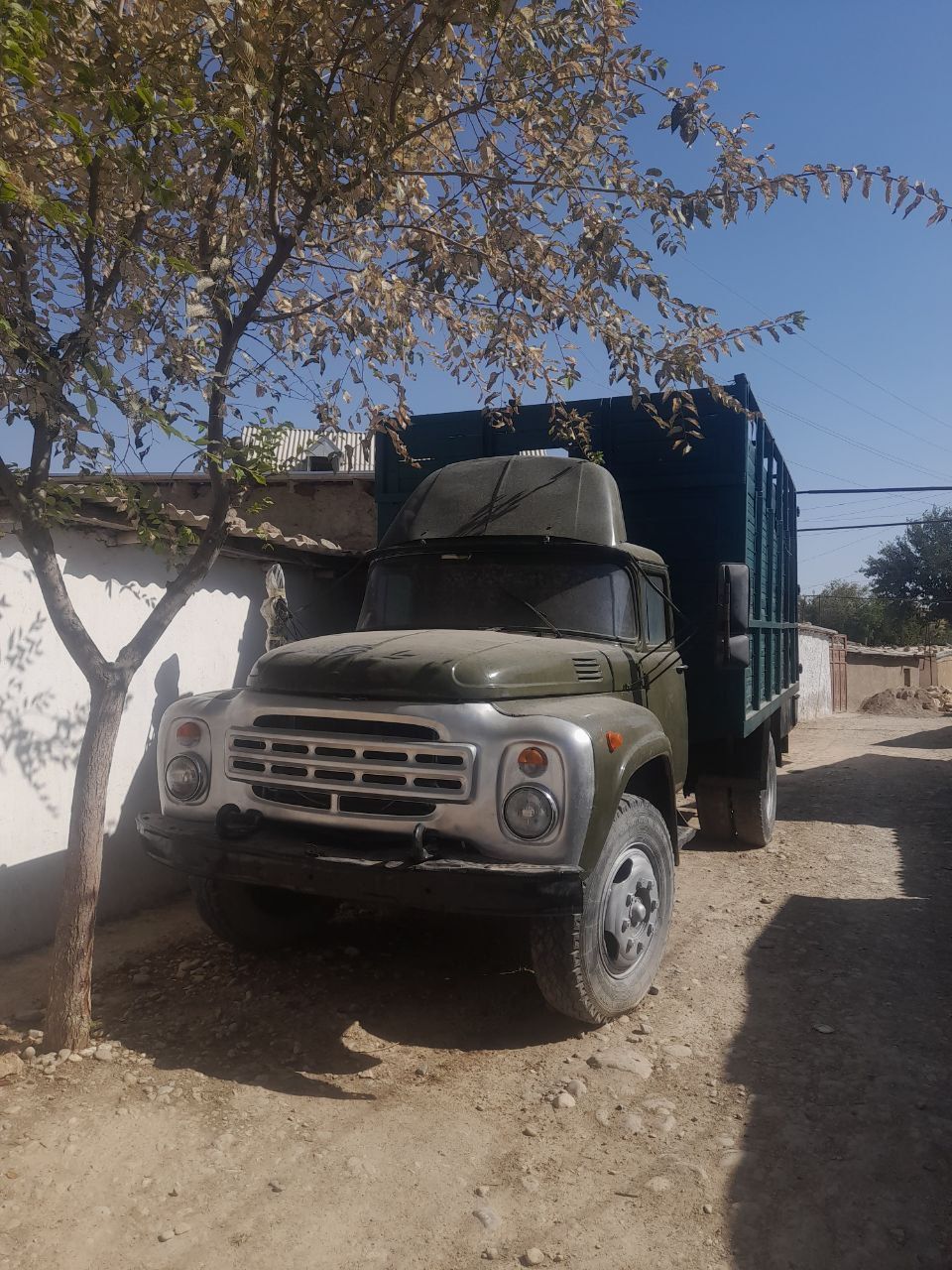 Zil 1990-yil Dilenamir