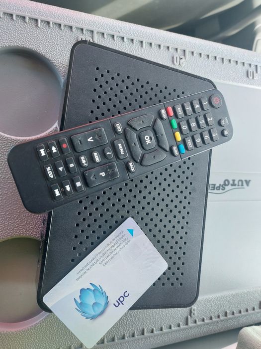 Antena parabolica + televizor + receiver cu cartela r