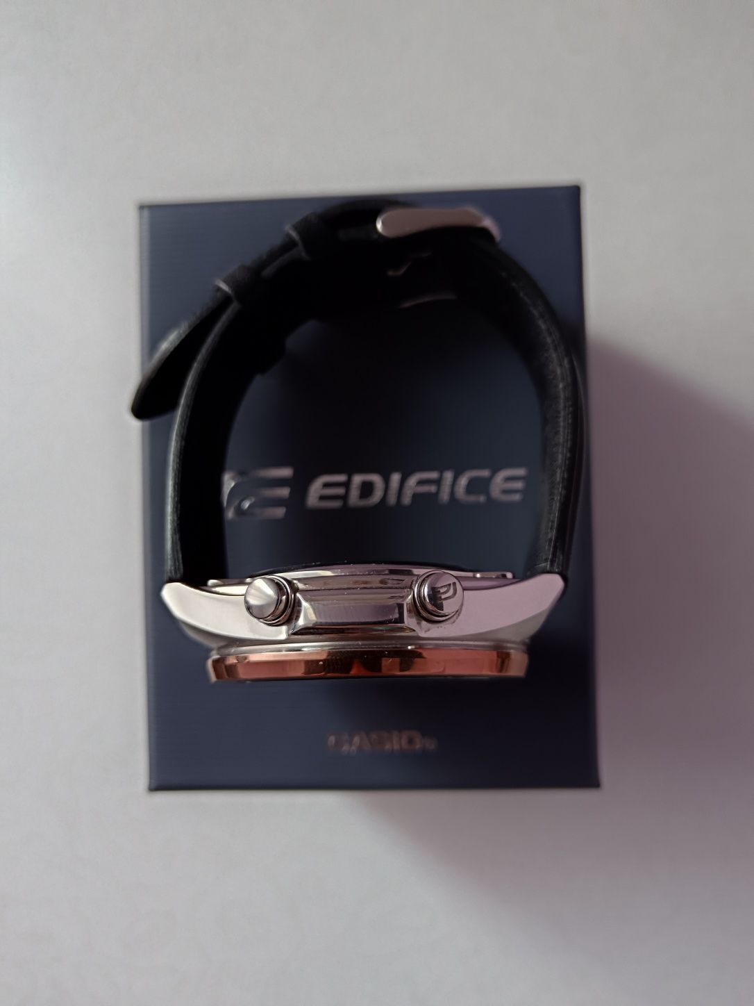 Мъжки часовник EDIFICE