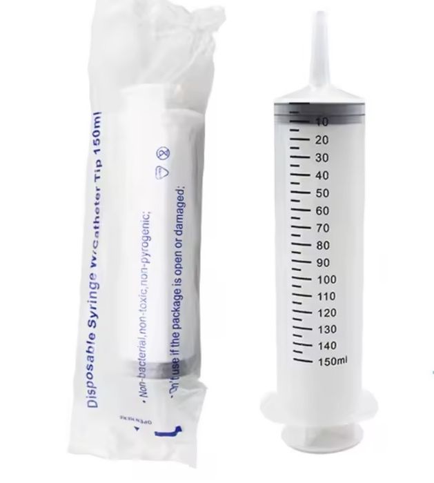 Seringa plastic 150ml. Produs sigilat.